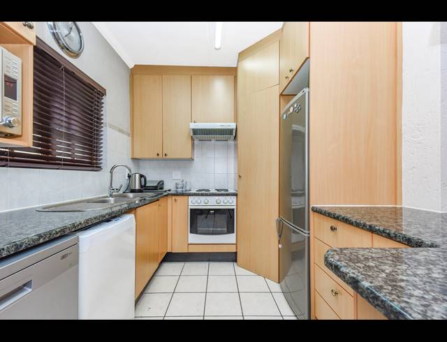 3 BEDROOM APARTMENT FOR SALE IN PAULSHOF